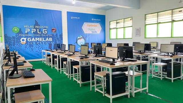 Fasilitas Lab SMK Terakreditasi
